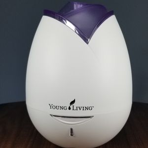 Petal essential oil diffuser